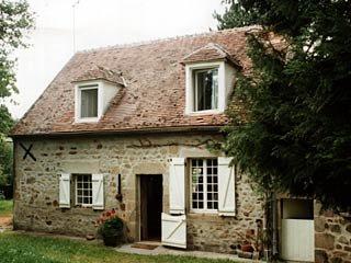 Chambres d'hâˆšÂ¥tes, gâˆšÃ†tes, vakantiehuizen, fiets- en wandelvakanties in midden Frankrijk.