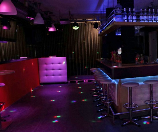 Trendy cocktailbar in centrum Den Haag te huur als feestlocatie / trouwlocatie