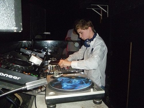 DJ voor uw feest met veel ervaring