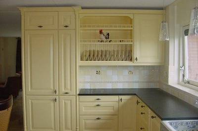 Keuken- en badkamermonteur, timmerman