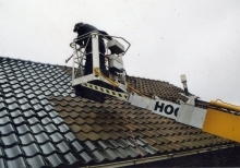 Schoonmaken en coaten van uw oude dakpannen