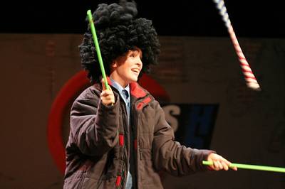 Clown Hoeli entertainment!