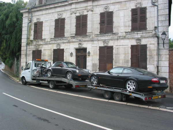 Oprijwagen, autoambulance, autotransport, met chauffeur