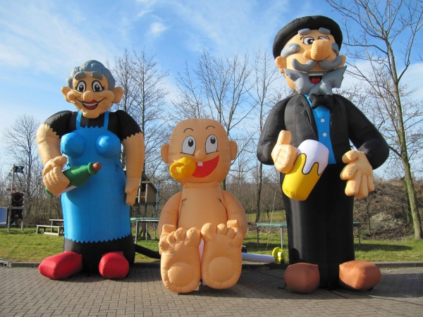 Huur een opblaasfiguur Abraham, Sarah of Baby in Hilversum & Omstreken