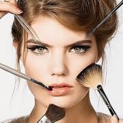 Visagieworkshops, metamorfose, model voor 1 dag of kleurenadvies?
