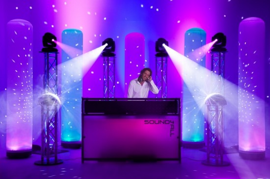Dj voor uw bruiloft, bedrijfsfeest of verjaardag
