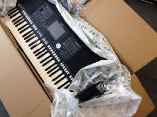 SELLING :Korg M3-88,Roland Fantom-G8,Yamaha Tyros 5 Workstation,Mackie TT System32