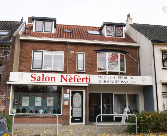Schoonheidsbehandeling, Medisch Pedicure, Visagie en workshops, Voetreflextherapie, Wimperpermanent,