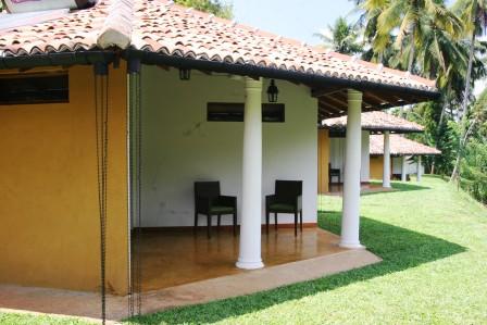 Luxe cabana's met jacuzzi